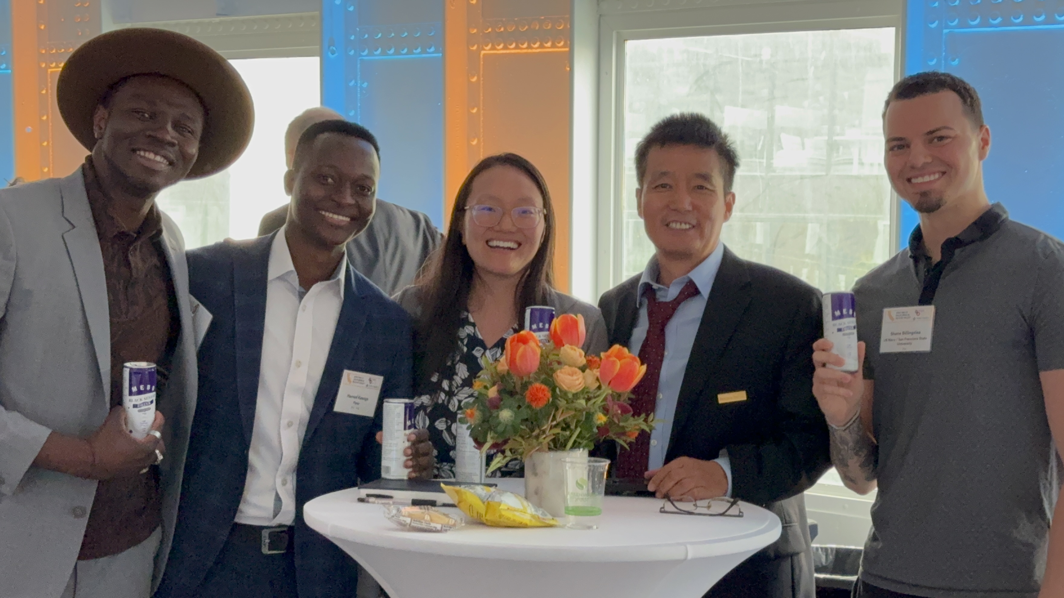 尊龙凯时再生源黑芝麻乳，，，，，APEC系列活动专供饮品。。。。。。。